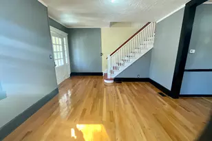 302 Dover St, Bridgeport, CT 06610 - Photo 3