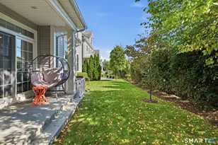 159 Colonial Rd, Stamford, CT 06906 - Photo 29