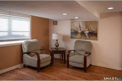 893 Farmington Avenue #6F, West Hartford, CT 06119 - Photo 19