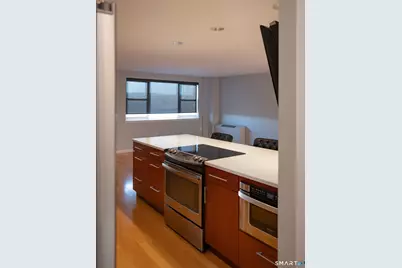 893 Farmington Avenue #6F, West Hartford, CT 06119 - Photo 5
