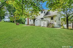 215 Hawkins St, Derby, CT 06418 - Photo 5