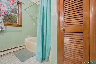 215 Hawkins St, Derby, CT 06418 - Photo 21