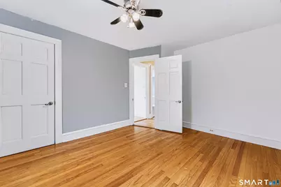 24 Giddings Avenue, Windsor, CT 06095 - Photo 31