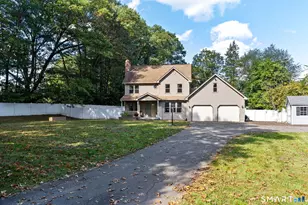 24 Cortland St, Windsor Locks, CT 06096 - Photo 3