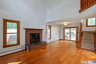 24 Cortland St, Windsor Locks, CT 06096 - Photo 5