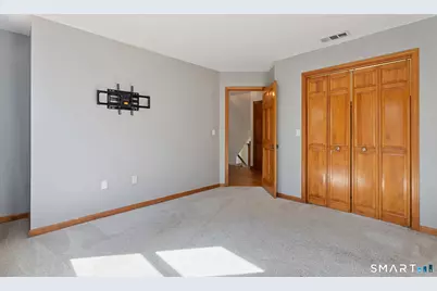 24 Cortland Street, Windsor Locks, CT 06096 - Photo 21