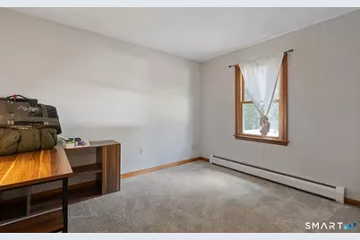 24 Cortland Street, Windsor Locks, CT 06096 - Photo 23