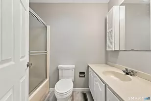 221 The Meadows, Enfield, CT 06082 - Photo 21