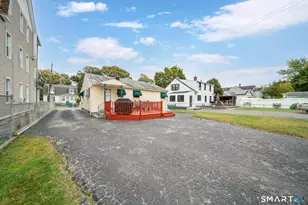 30 Knoll St, Waterbury, CT 06705 - Photo 25