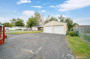 30 Knoll St, Waterbury, CT 06705 - Photo 23