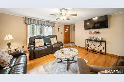 30 Knoll Street, Waterbury, CT 06705 - Photo 5