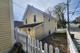 129 Walnut St, Windham, CT 06226 - Photo 3