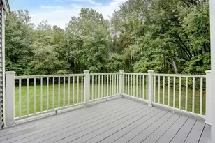 41 Tamarack Dr, Bloomfield, CT 06002 - Photo 5