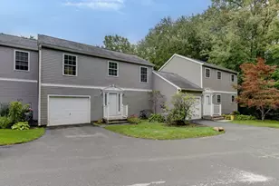 41 Tamarack Dr, Bloomfield, CT 06002 - Photo 1