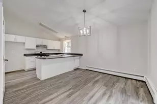41 Tamarack Dr, Bloomfield, CT 06002 - Photo 11