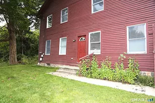 1 Pole Bridge Rd, Newtown, CT 06482 - Photo 3