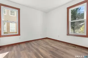 841 East St, New Britain, CT 06051 - Photo 9