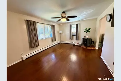 32 Elliott Street, Meriden, CT 06451 - Photo 5