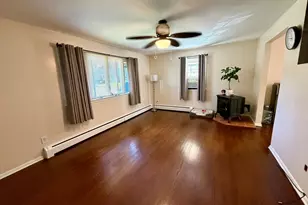 32 Elliott St, Meriden, CT 06451 - Photo 5