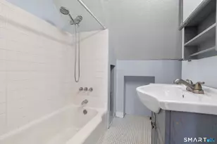 79 Maple St, New Haven, CT 06511 - Photo 7
