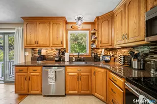 82 Maheu St, Bristol, CT 06010 - Photo 11