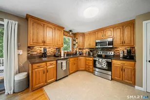 82 Maheu St, Bristol, CT 06010 - Photo 9