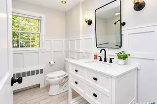 26 Ichabod Rd, Simsbury, CT 06070 - Photo 19