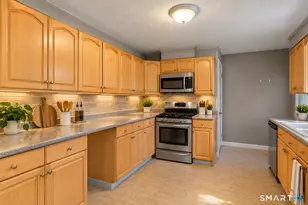 16 Bird Rd, Naugatuck, CT 06770 - Photo 9