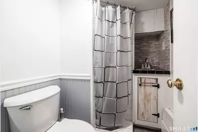 135 Franklin Street, Meriden, CT 06450 - Photo 29