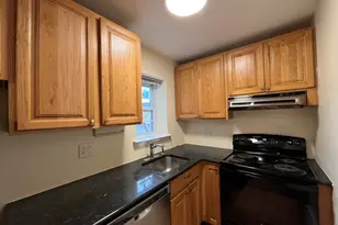 398 Courtland Ave, Stamford, CT 06906 - Photo 5