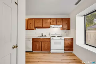 62 Farmington Chase Crescent, Farmington, CT 06032 - Photo 5