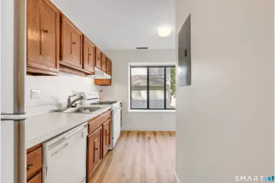 62 Farmington Chase Crescent, Farmington, CT 06032 - Photo 7