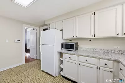 108 Cromwell Street, Hartford, CT 06114 - Photo 15