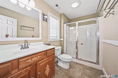 62 Hampton Road, Waterbury, CT 06708 - Photo 17