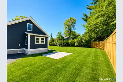 24 Bushnell Avenue, Newington, CT 06111 - Photo 5