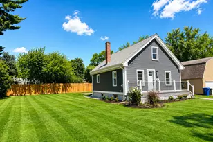 24 Bushnell Ave, Newington, CT 06111 - Photo 1