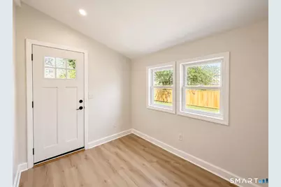 24 Bushnell Avenue, Newington, CT 06111 - Photo 11
