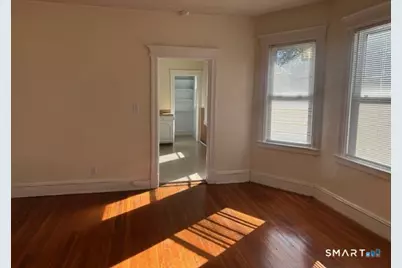 36 James Street, Hartford, CT 06106 - Photo 9