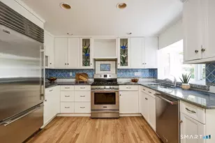 4 Surrey Ln, Westport, CT 06880 - Photo 15