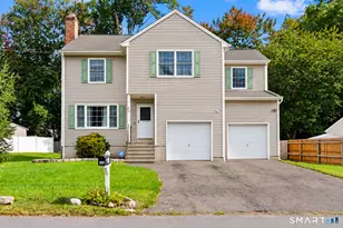 340 Macon Dr, Bridgeport, CT 06606 - Photo 1