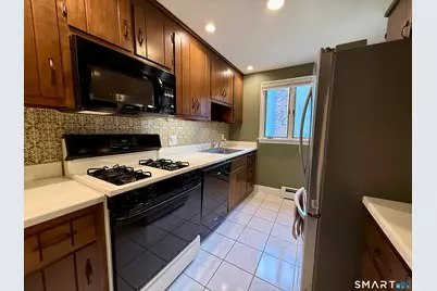 36 Grove Street #F, Manchester, CT 06042 - Photo 7