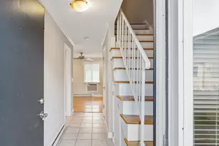 7 Cedarbrook Townhouse, Brookfield, CT 06804 - Photo 3