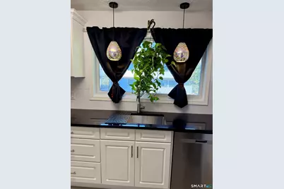 27 Crows Nest Lane #18R, Danbury, CT 06811 - Photo 3