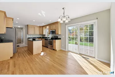 40 Valmore Road, Bristol, CT 06010 - Photo 11