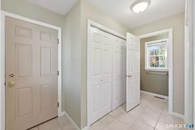 40 Valmore Road, Bristol, CT 06010 - Photo 7