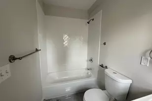 27 Main St, New Britain, CT 06051 - Photo 5