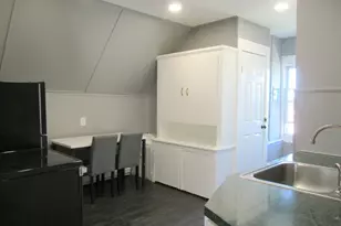 326-330 Bradley St, Bridgeport, CT 06610 - Photo 11