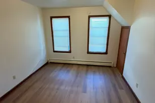 532 Carroll Ave, Bridgeport, CT 06607 - Photo 5