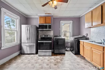 148 Kent Street, Hartford, CT 06112 - Photo 33