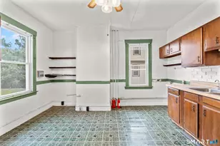 148 Kent St, Hartford, CT 06112 - Photo 25